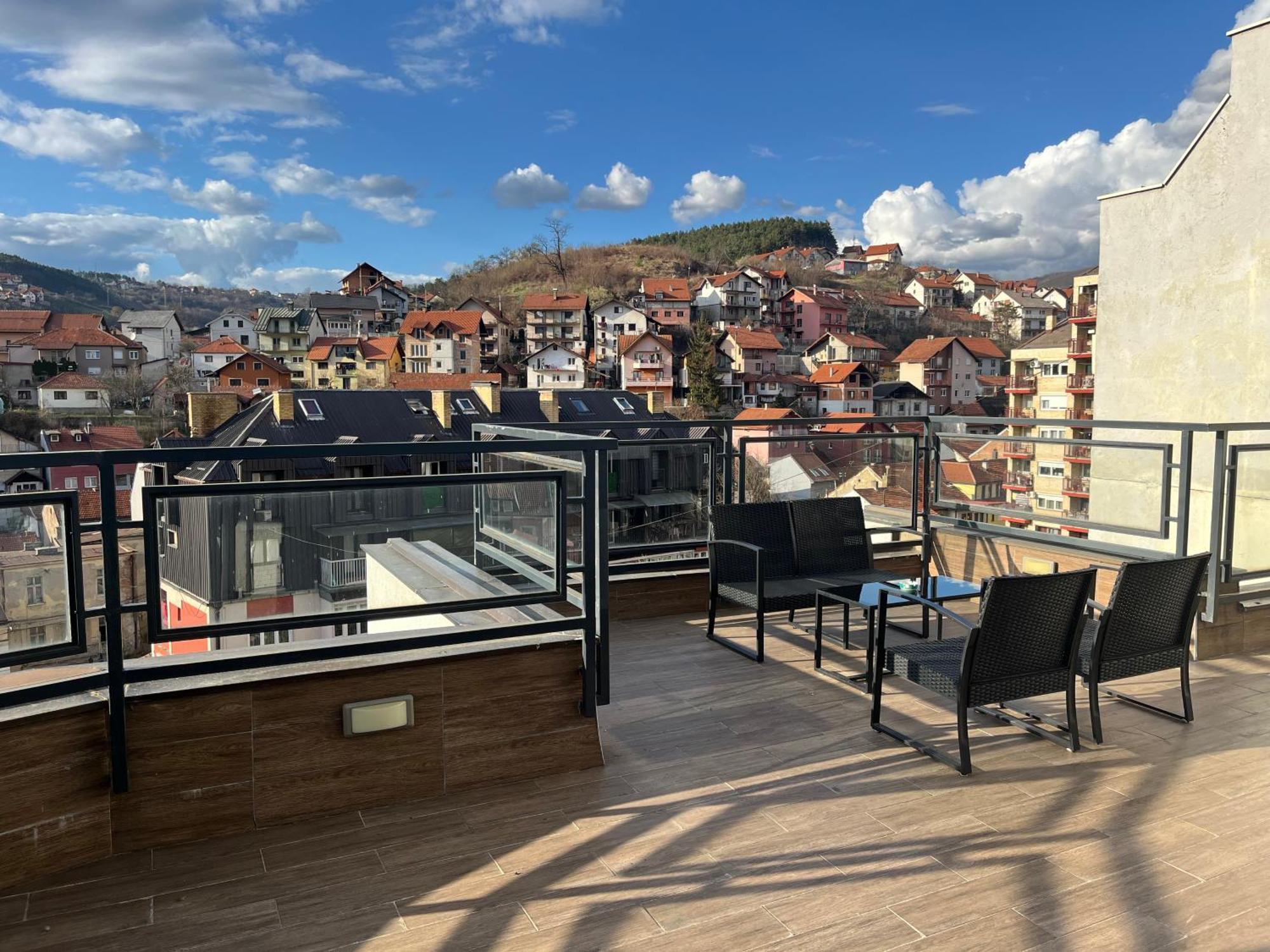 Appartement Penthouse à Užice Extérieur photo